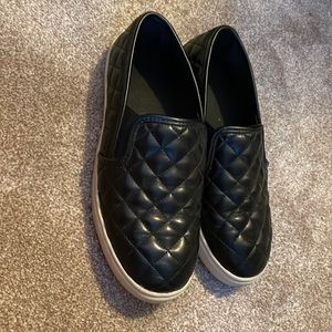 Size 7 black shoes